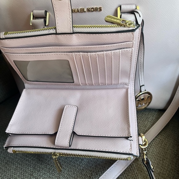 Set Michael Kors very femine in baby pink - Picture 3 of 11